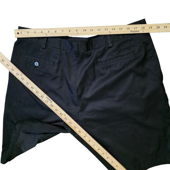 Nike Golf Shorts Men’s 40 Black Fit Dry Pleated Front Regular Fit - Picture 4 of 8